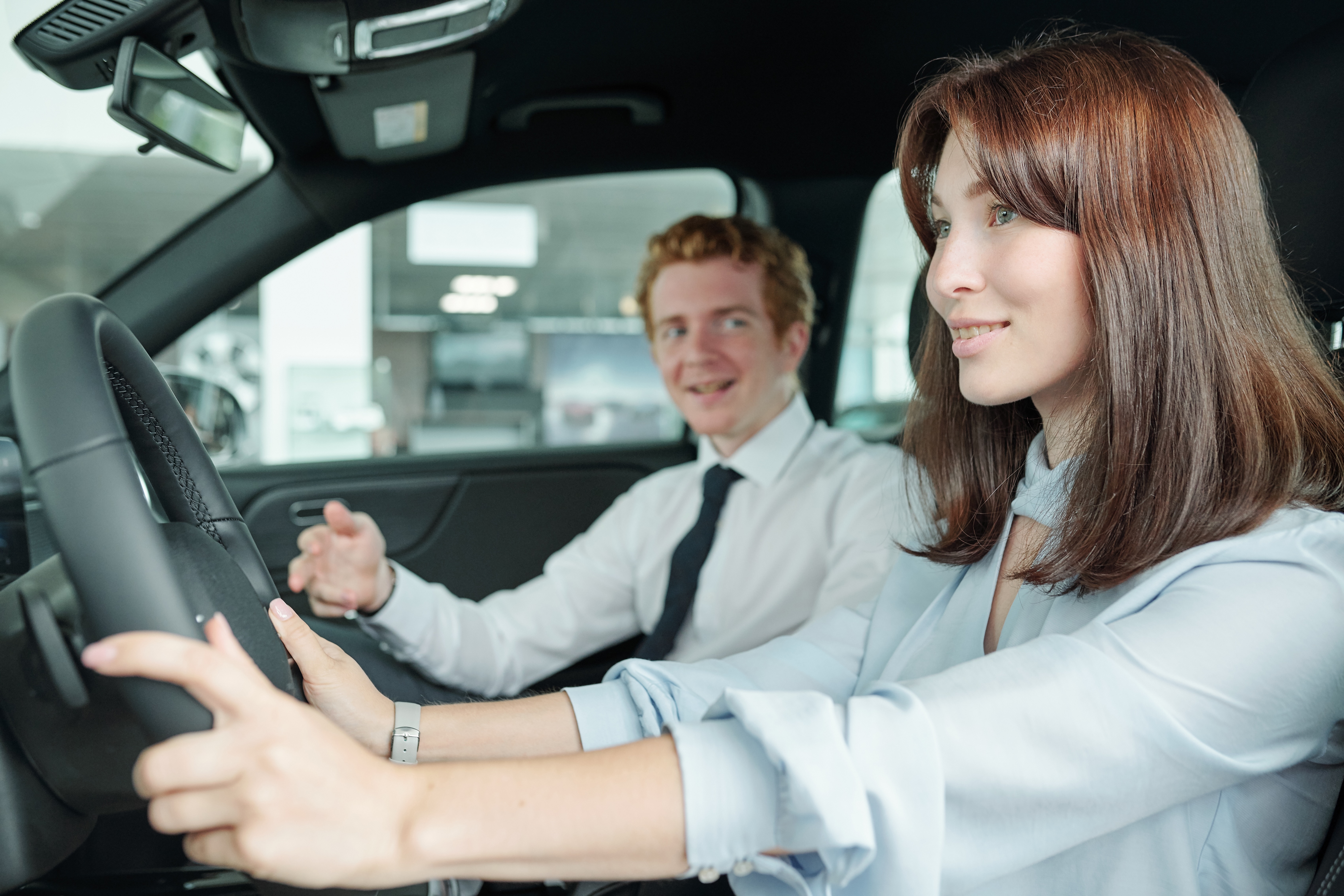 Kto może prowadzić samochód służbowy